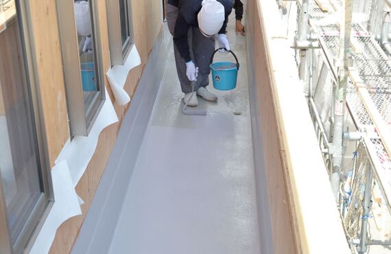 ベランダの耐水性を底上げするための様々な工事に対応 | 大阪周辺で防水なら責任を持って直接的に施工する久保工業